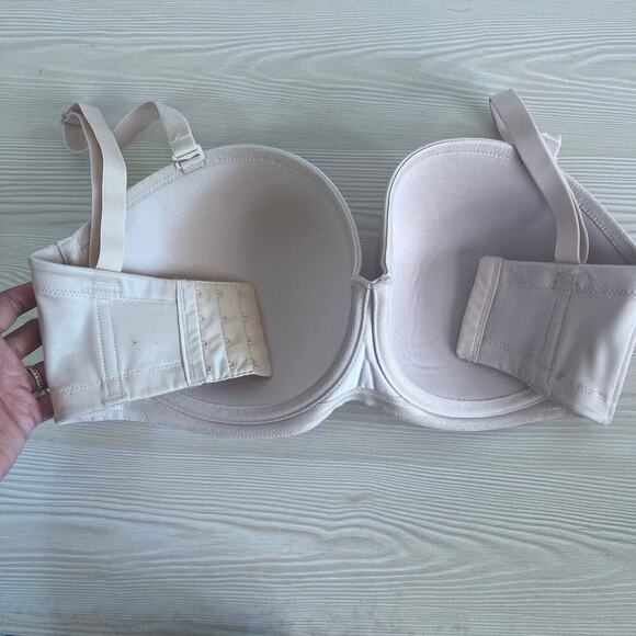 Wacoal 854119 Red Carpet Strapless Underwire Bra 42H Sale Color Convertible NWOT - Picture 2 of 6